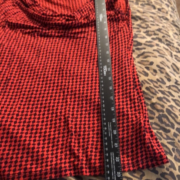 Micheal Kors size small Red & black houndstooth check Cowl neck sleeveless top - Picture 6 of 9